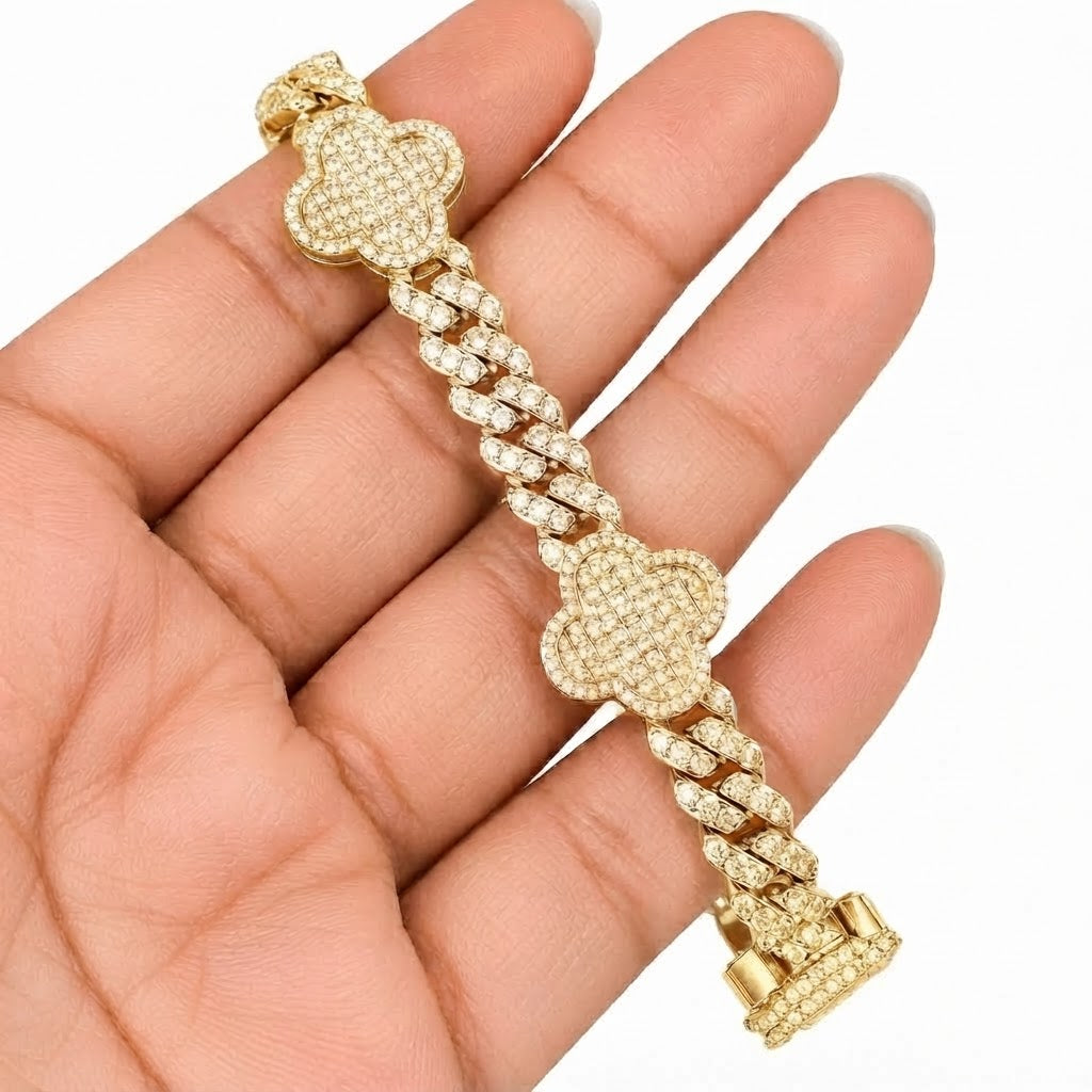 Clover Cuban Link Moissanite Bracelet