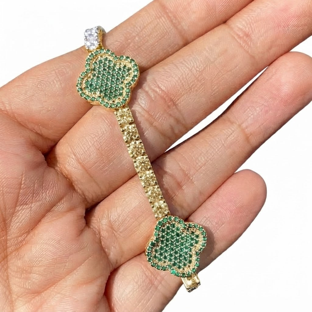 Green Moissanite Clover Station Link Bracelet