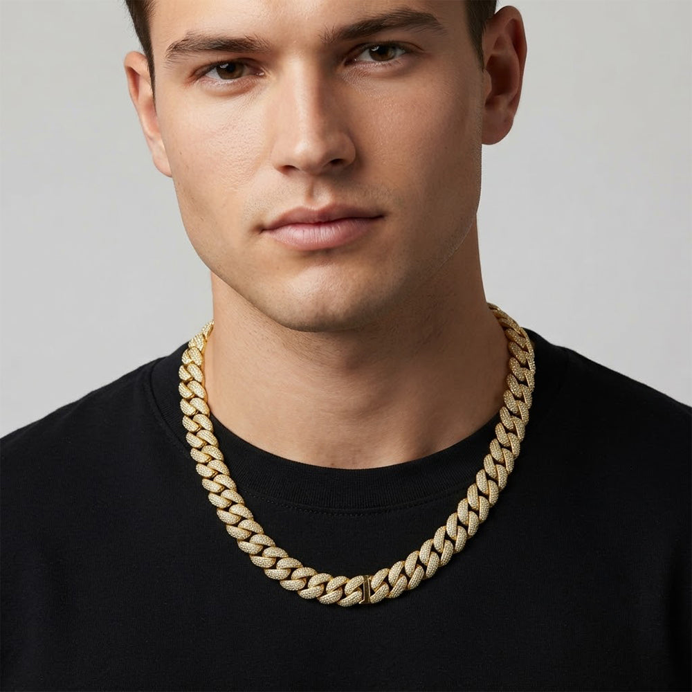 18MM Full Iced Miami Cuban Link Chain – 4.2MM Thick Pavé Curb Link Pattern