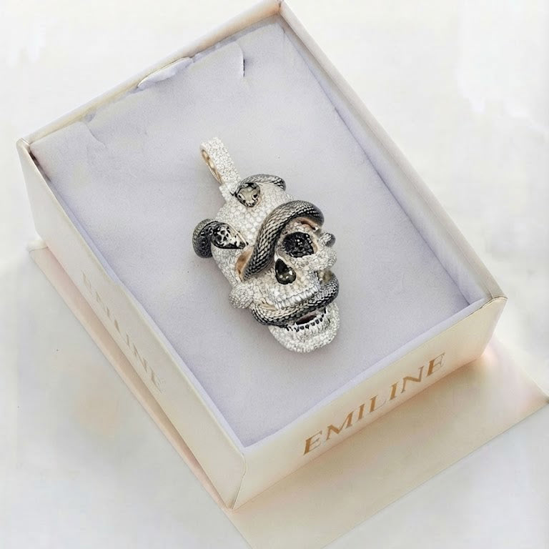 Skull Diamond Pendant With Snake Pattern