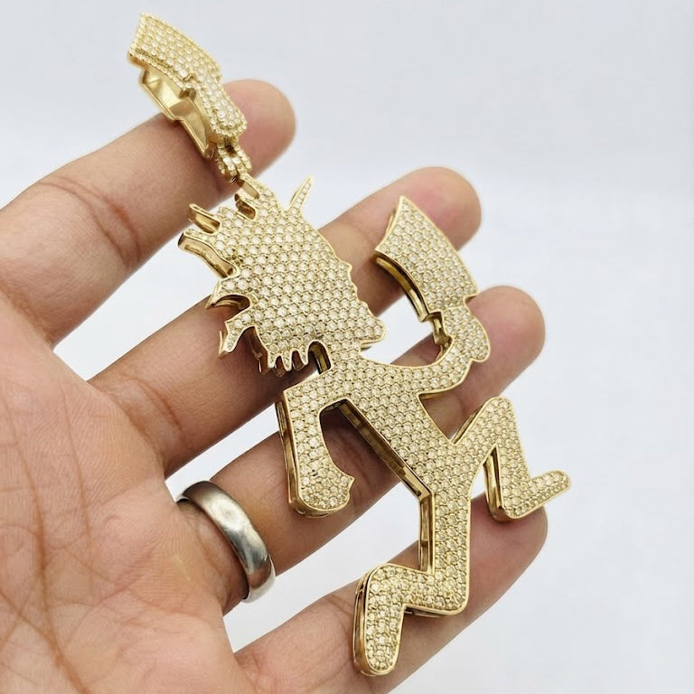 Running Cartoon Figure Pendant