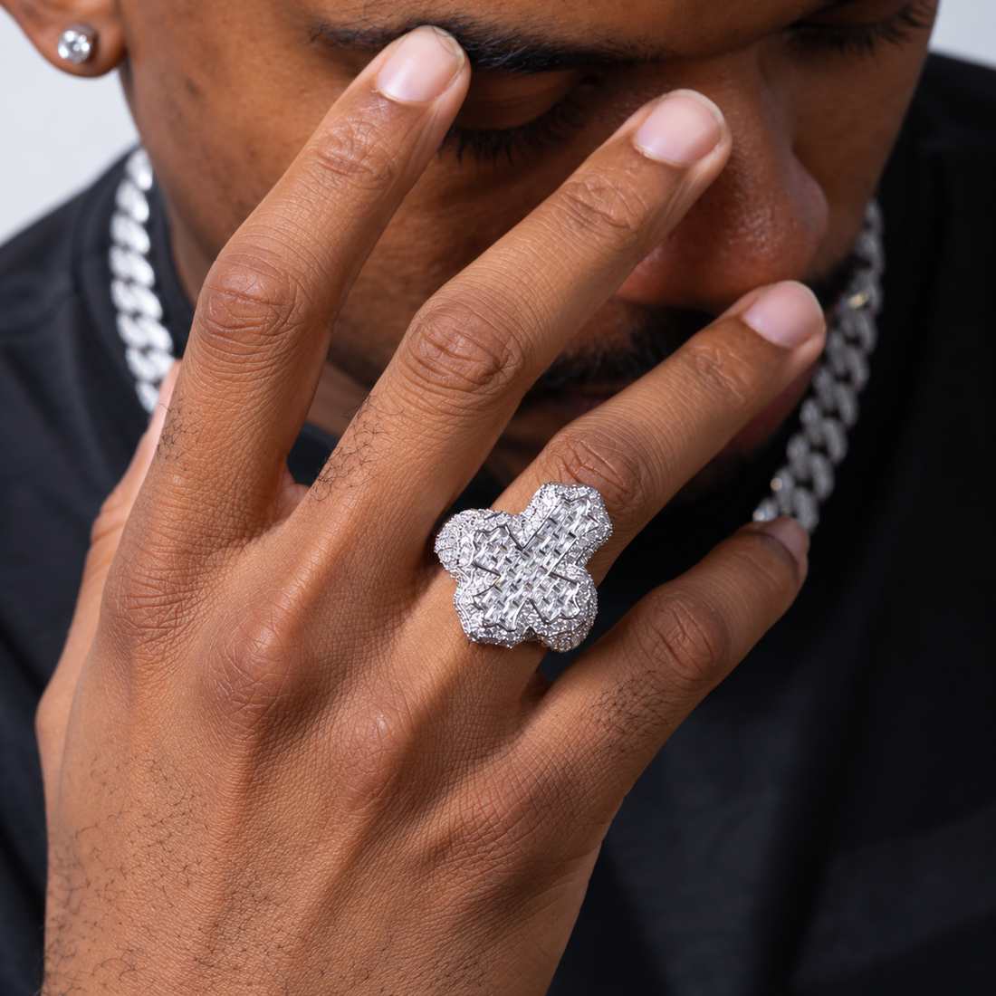 Moissanite Diamond Fleur Cross Ring